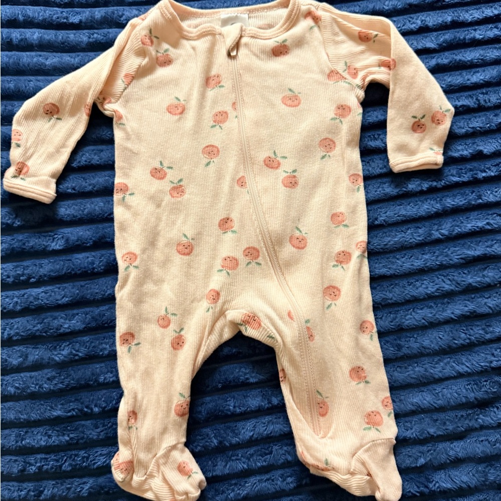 Gerber Peach Patterned Infant Footie